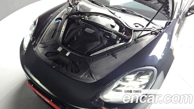 Porsche Panamera (971), 2018 6