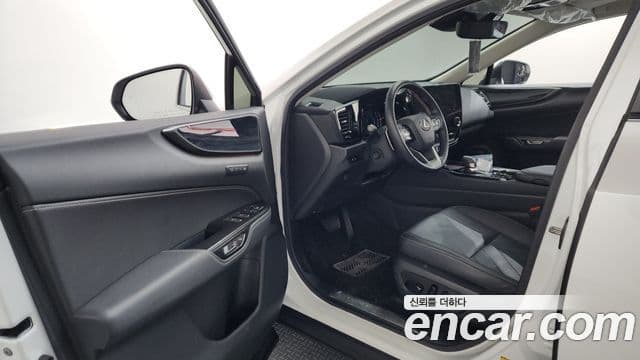 Lexus NX350h 2세대 Premium, 2023 10