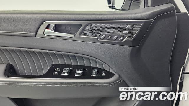 KG모빌리티(SsangYong) Rexton New Arena The / новый чёрный, 2024 13