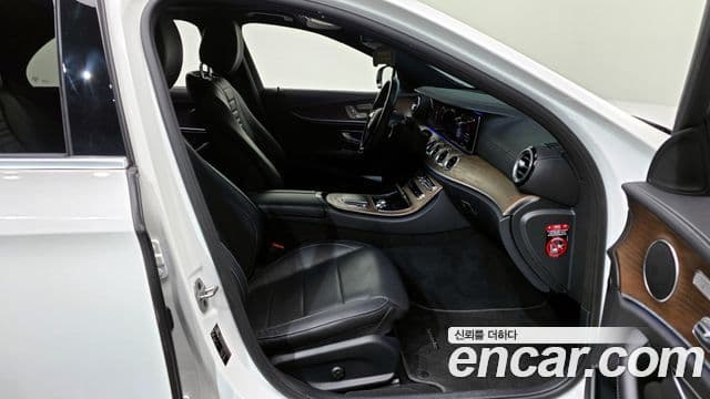 Mercedes-Benz E-класс W213 Exclusive, 2021 11