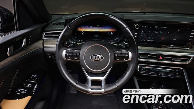 Kia K5 3세대 Signature, 2021 13
