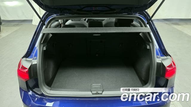 Volkswagen Гольф 8세대 Prestige, 2022 20