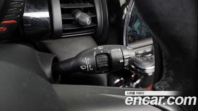 Mini Cooper D 3세대, 2015 15