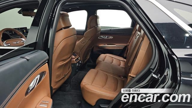 Genesis GV70, 2023 12