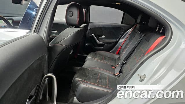 Mercedes-Benz A-класс W177 AMG A35 4MATIC седан, 2021 13