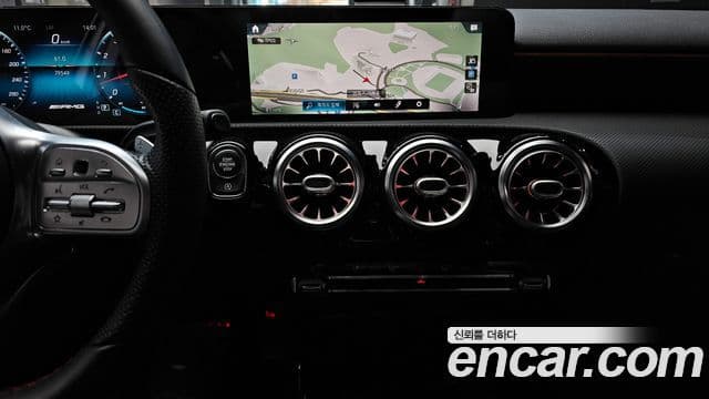 Mercedes-Benz A-класс W177 AMG A35 4MATIC седан, 2021 15