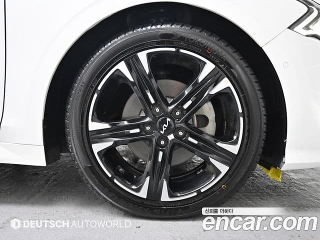 Kia K5 3세대 Signature, 2023 все фото