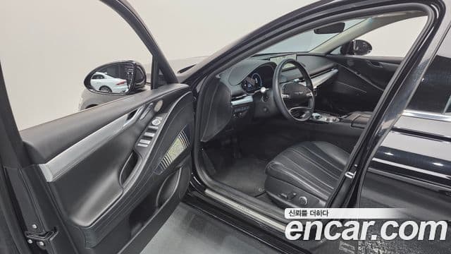 Genesis electrified G80 (RG3) e-AWD, 2023 11