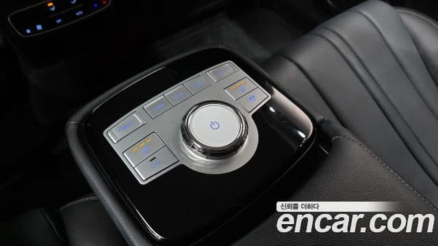 Genesis electrified G80 (RG3) e-AWD, 2023 19