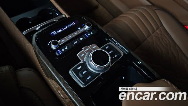 Genesis G90 лимузин Prestige, 2021 19