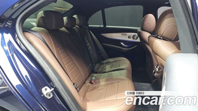 Mercedes-Benz E-класс W213 Avantgarde, 2021 12