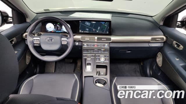 Hyundai NEXO Premium, 2023 7