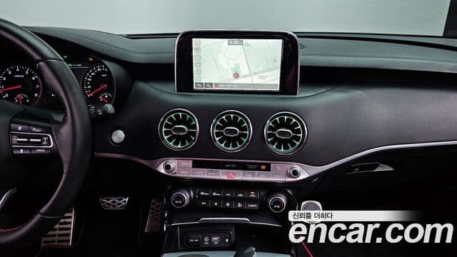 Kia 스팅어 GT, 2018 16
