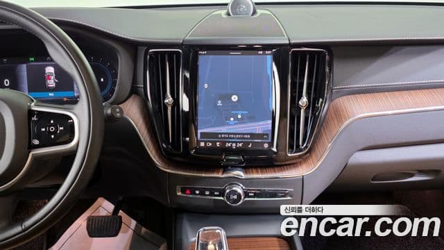 Volvo XC60 2세대 B5 Inscription, 2022 14