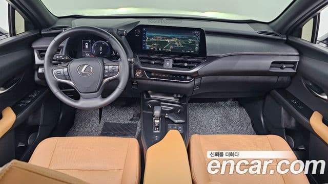 Lexus UX300h, 2026 7