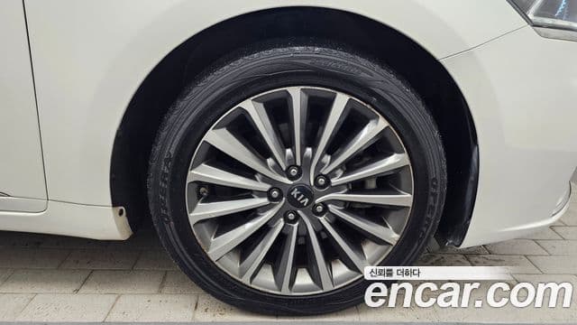 Kia All New K7 3.0 LPI Prestige (арендный автомобиль), 2016 все фото