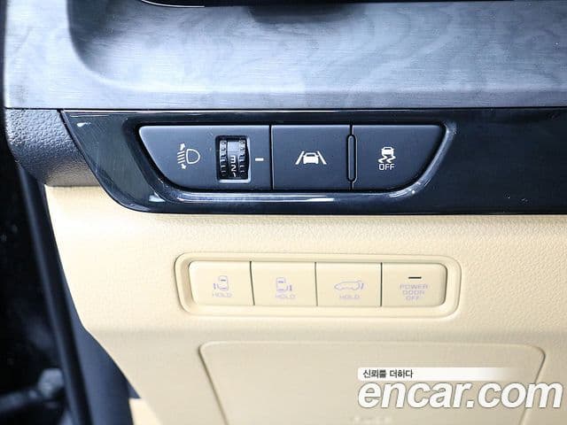 Kia Carnival 4세대 Signature, 2023 11
