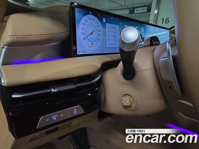 Genesis G80 (RG3) бензин 2.5 турбо AWD, 2025 12