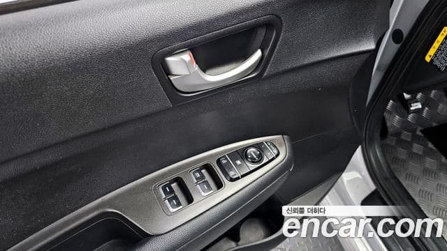 Kia K5 2세대 Prestige, 2017 18