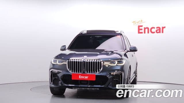 BMW X7 (G07) xDrive 40i M Sport 6인승, 2021 3