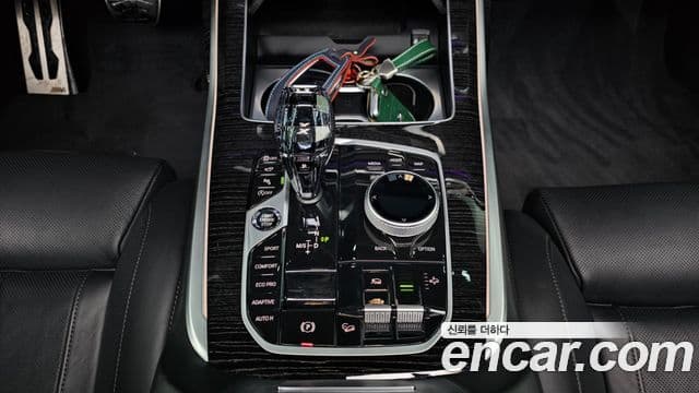 BMW X7 (G07) xDrive 40i M Sport 6인승, 2021 9