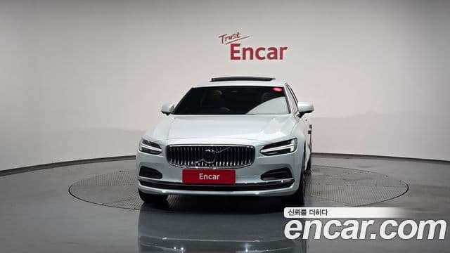 Volvo S90 B5 Ultimate Bright, 2024 3