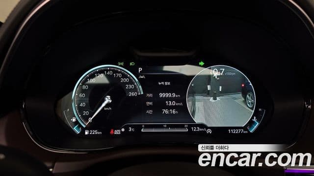 Genesis GV70, 2021 8