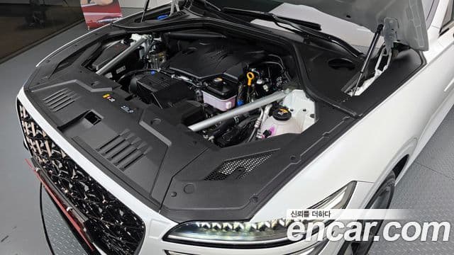 Genesis GV70, 2025 6