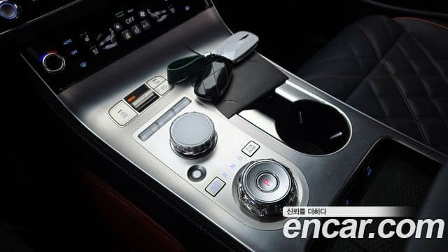 Genesis GV70, 2025 9