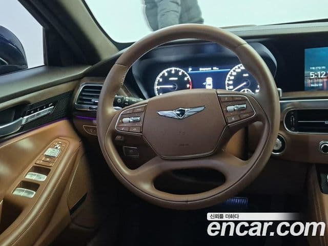 Genesis G90 Premium Luxury, 2021 9