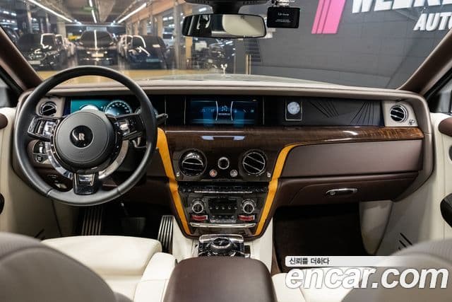 Rolls-Royce 팬텀 6.7 EWB V12, 2018 все фото