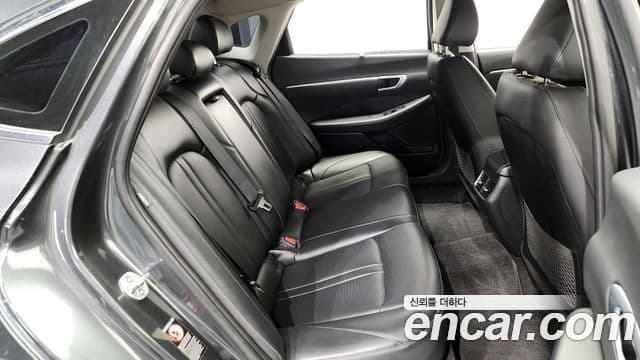 Hyundai Sonata (DN8) Premium Family, 2020 12