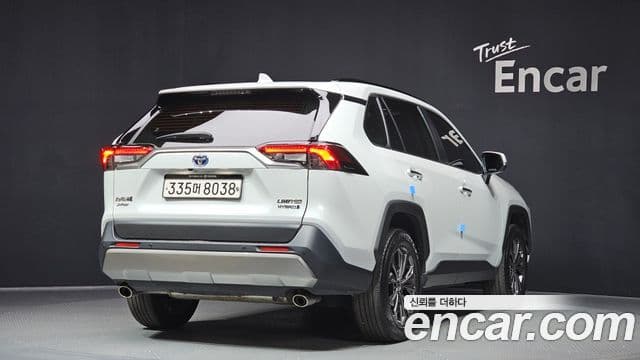 Toyota RAV4 5세대 2.5 4WD гибрид LTD, 2024 2