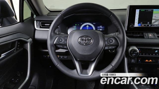 Toyota RAV4 5세대 2.5 4WD гибрид LTD, 2024 13
