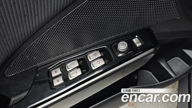 KG모빌리티(SsangYong) Tivoli Air дизель RX 4WD, 2018 12