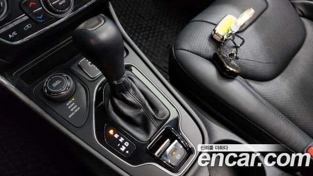 Jeep Cherokee(KL) 2.4 Limited AWD, 2021 9