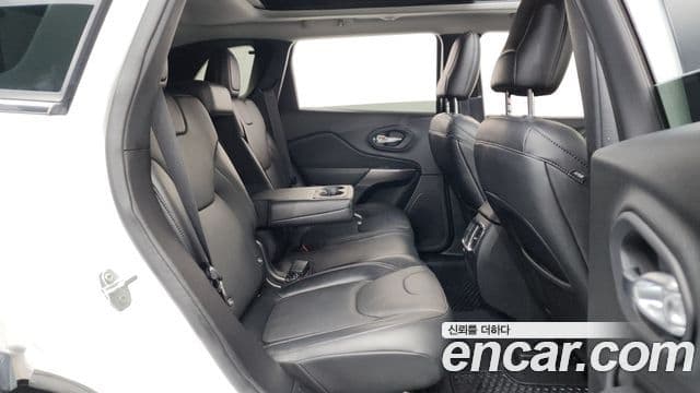 Jeep Cherokee(KL) 2.4 Limited AWD, 2021 12