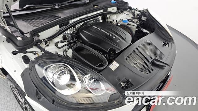 Porsche Macan 95B, 2018 6