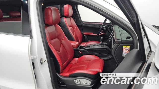 Porsche Macan 95B, 2018 10