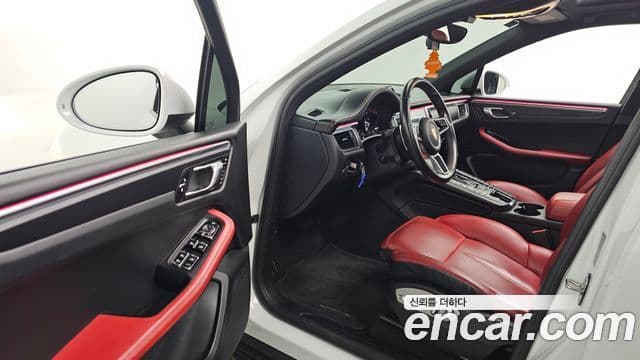 Porsche Macan 95B, 2018 11