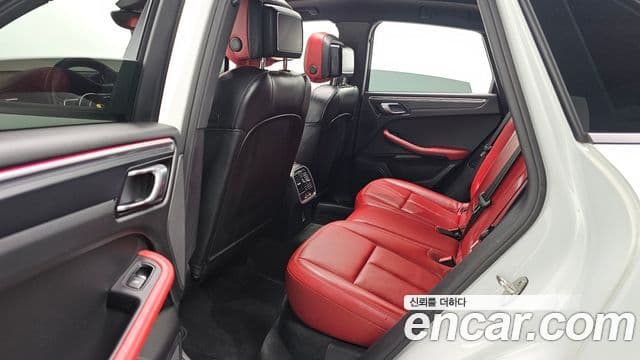 Porsche Macan 95B, 2018 12