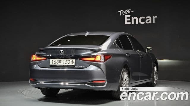 Lexus ES300h 7세대 Luxury Plus, 2023 2