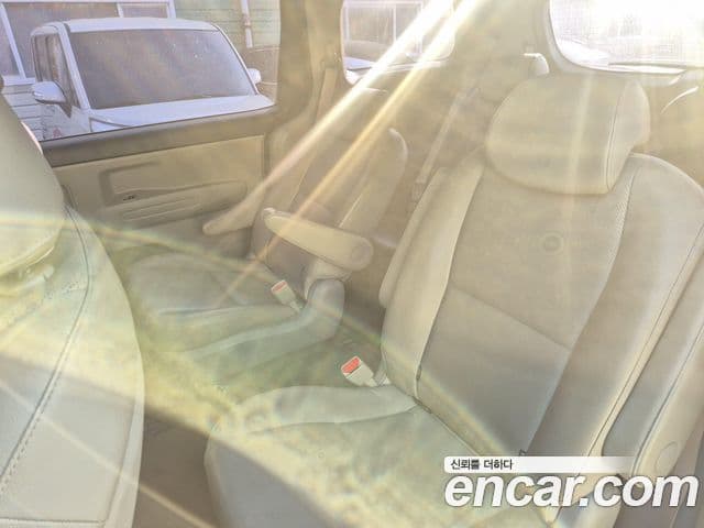 Kia The / новый New Carnival Luxury, 2019 15