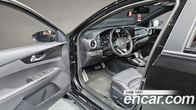 Kia The / новый New K3 2세대 Signature, 2024 11