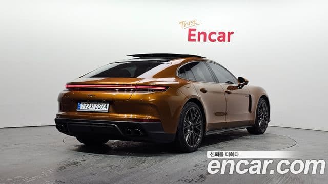 Porsche Panamera (976) 4.0 турбо E-гибрид, 2024 2