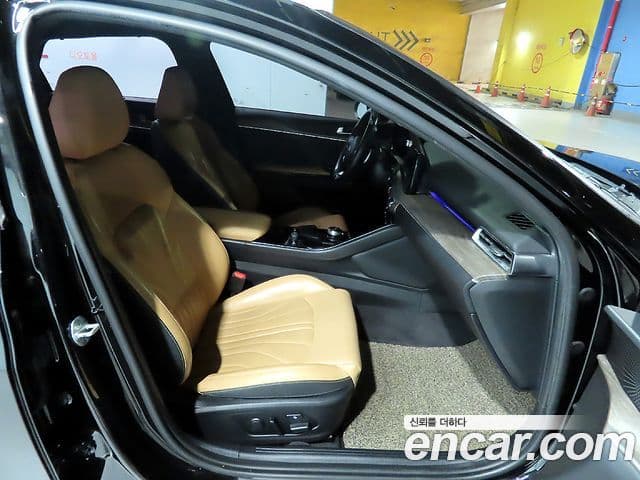 Kia K5 3세대 Signature, 2021 8