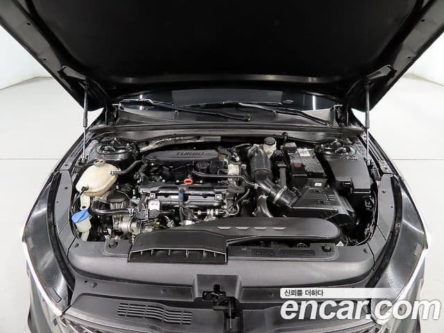 Kia K5 3세대 Signature, 2021 19