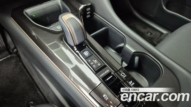 Toyota 크라운 кроссовер, 2025 7