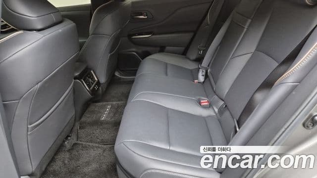 Toyota 크라운 кроссовер, 2025 10