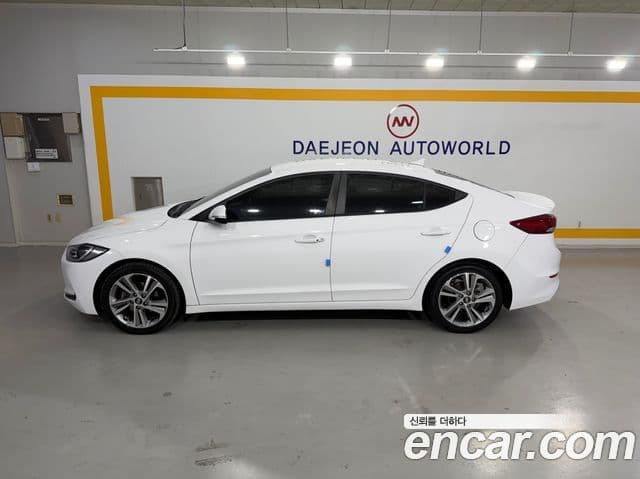 Hyundai Avante AD 1.6 GDI Value Plus, 2017 3